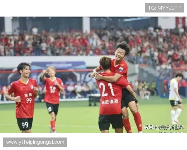 粤超直播入口官网：实时赛事直播，尽享精彩足球盛宴