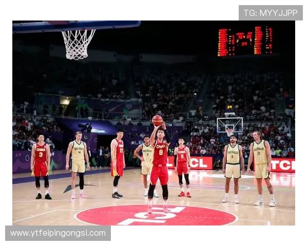 中国篮球队备战国际赛事 展现全新阵容与战术策略