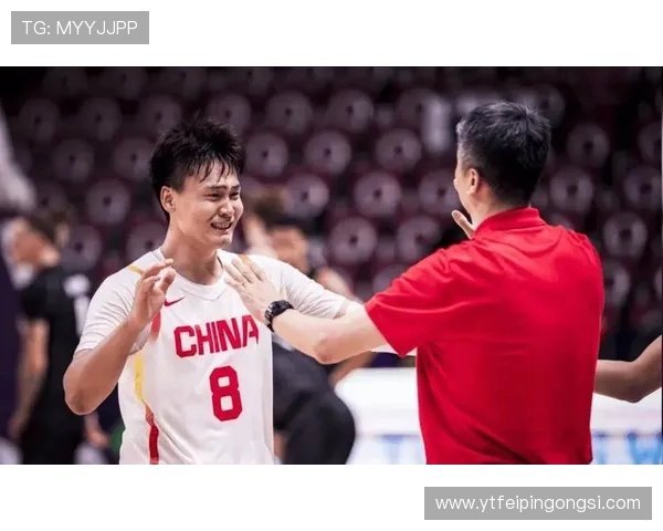 中国男篮逆袭战胜强敌 迎来世界杯首胜 进军八强前景大好