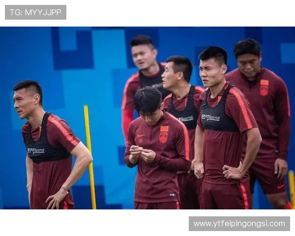 中国足球超级联赛迎来新赛季 多支球队积极备战力争突破